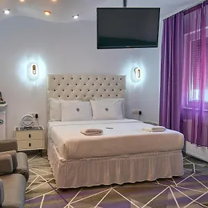 **** בית הארחה Amethyst House Therme & Bucharest Airport רומניה