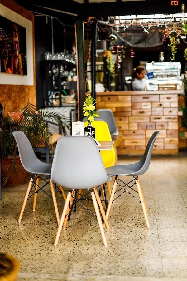 Konukevi Panela Coffee Hostel Medellín
